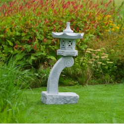 Lanterne Roji décoration japonaise de jardin